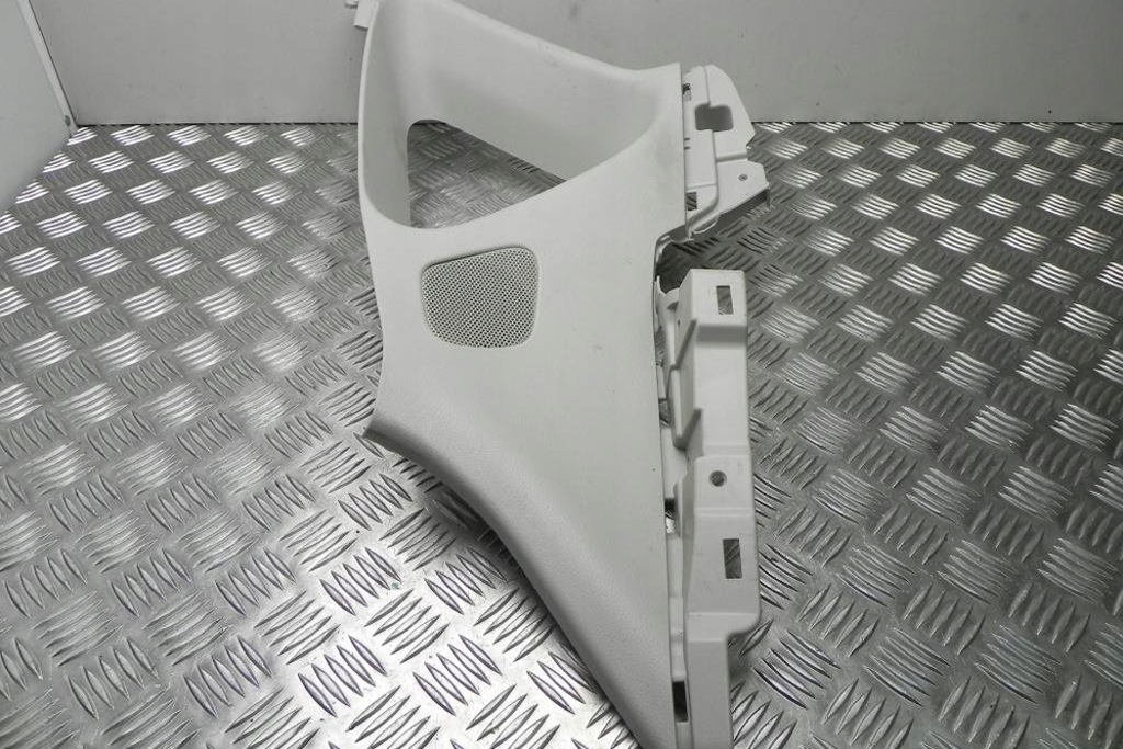 фото №9, Права задня захист стійка mazda 3 bl bbn968260 2010