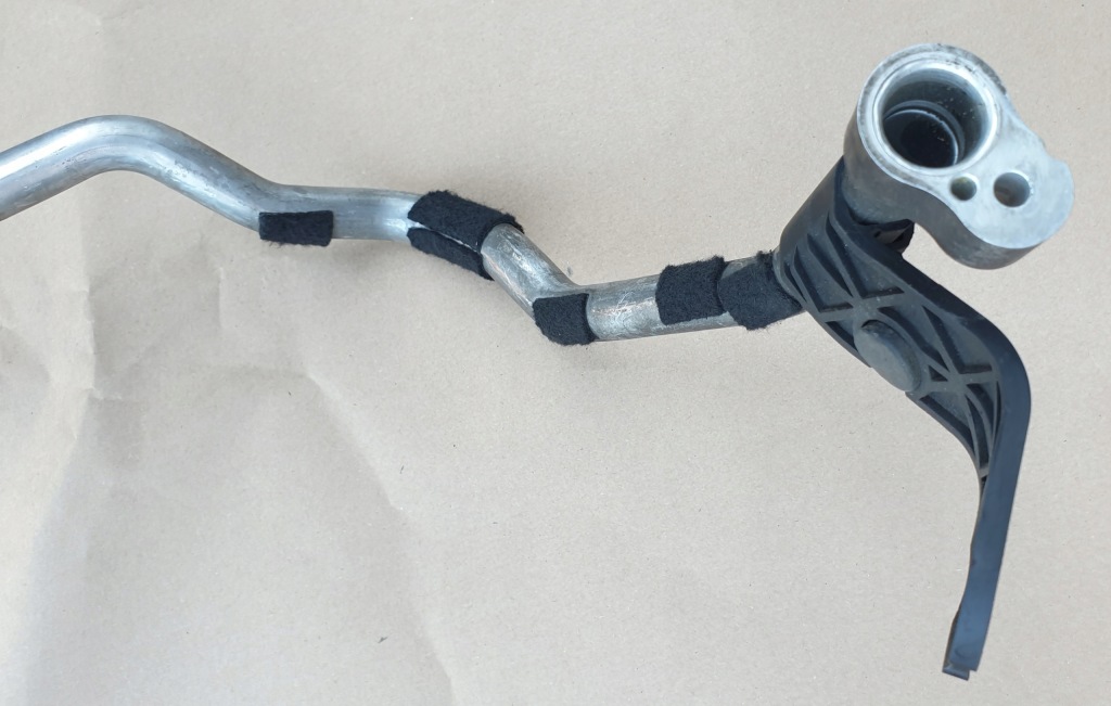 фото №4, Шланг пабтрубок  кондиционера mercedes s w221 320 cdi