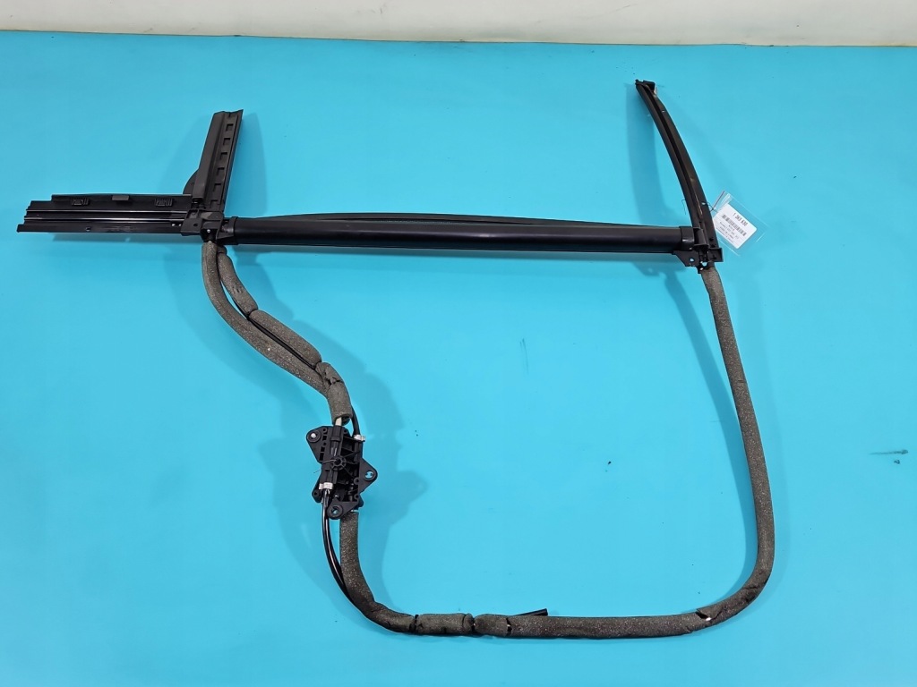 Купити Ролик двері mercedes w221 a2218100620