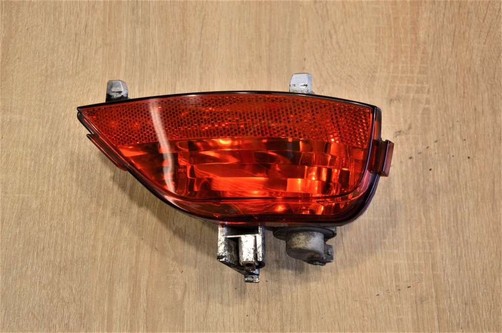 фото №1, Лампа бампера правый задняя laguna iii hb хэтчбек