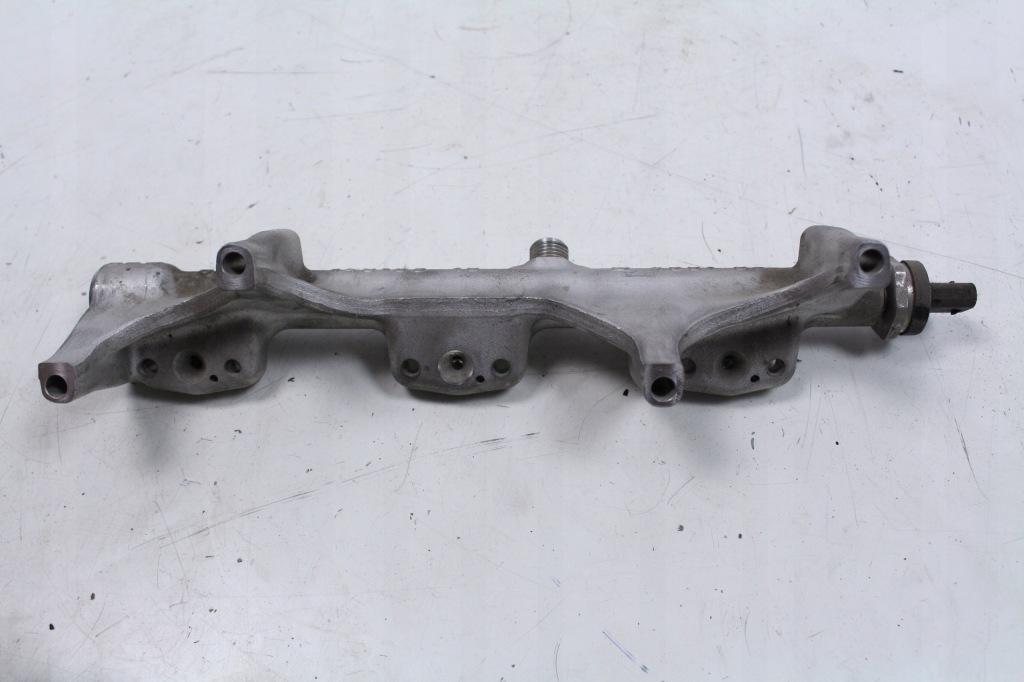 Молдинг упорскування bmw f46 1.5t Доставка