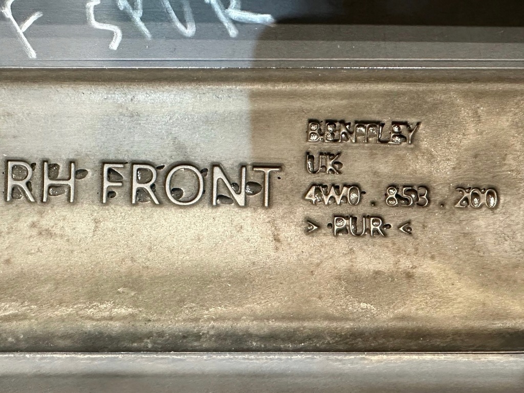 фото №11, Bentley flying spur поріг накладка молдинг поріг rh 4w0853852