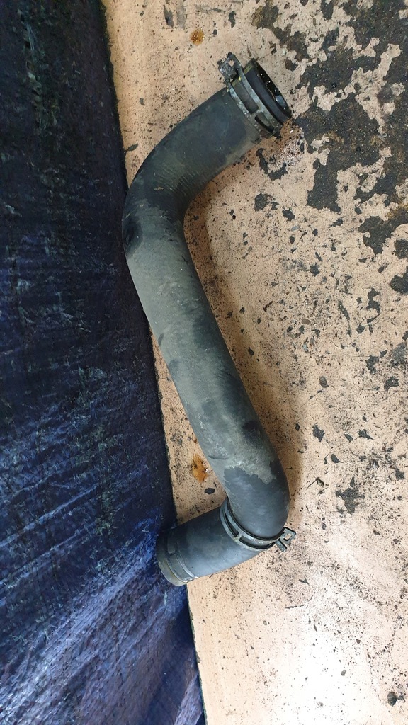 фото №1, Mazda tribute i 3.0 v6 труба шланг wąż wody