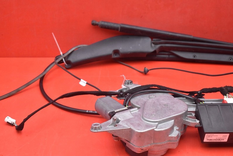 фото №5, Механізм підйому кришки багажника 9687913180 citroen c5 ii x7 iii kombi