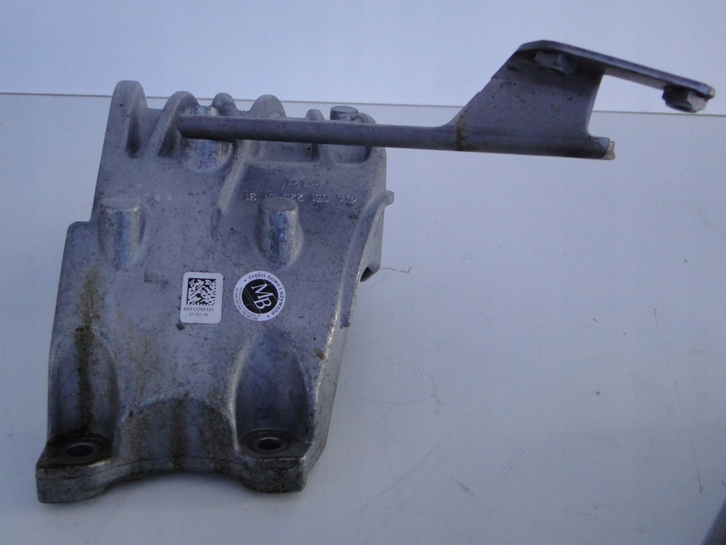 фото №15, Mercedes w246 246 w176 176 wał вал промежуточный приводной вал опора кронштейн двигателя