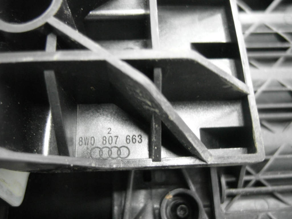 фото №6, Audi a5 8w lift жалюзі шторка повітропровід повітря впуск 8w0807663