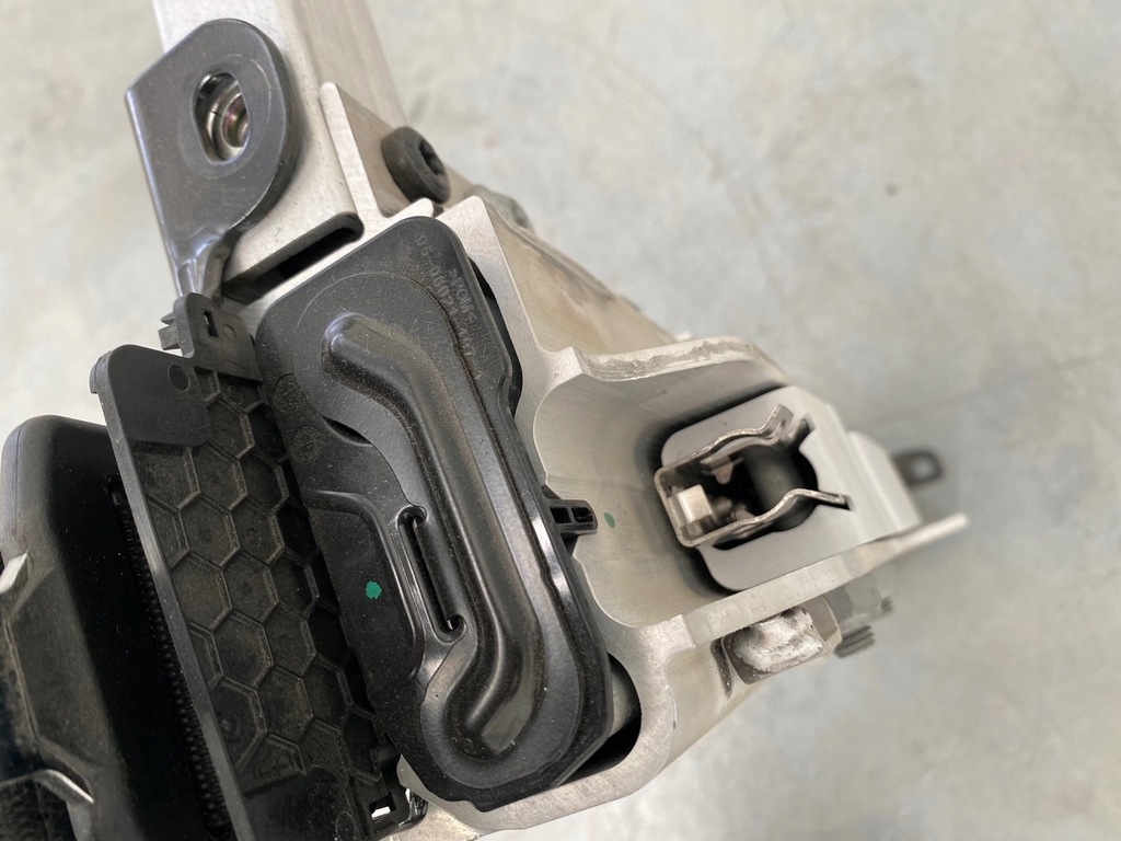 фото №9, Обшивка капота дуга mini cooper f57 cabrio