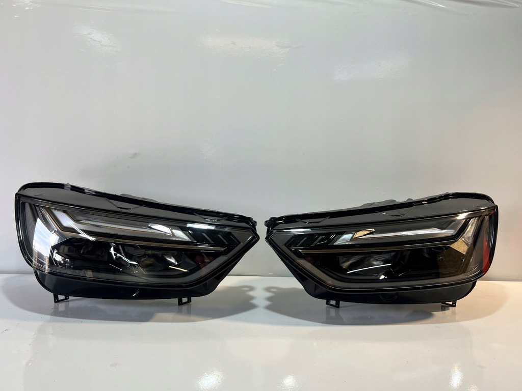 фото №1, Audi q5 80a lift full led лампа левая правая