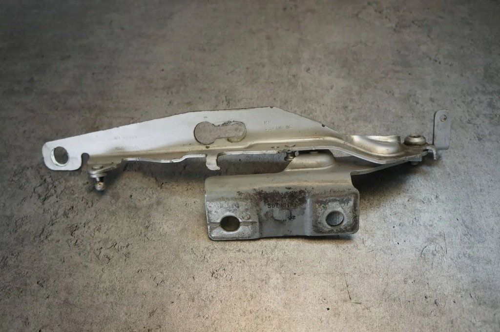 фото №1, Петля капот правый volvo s60 ii - 30799179