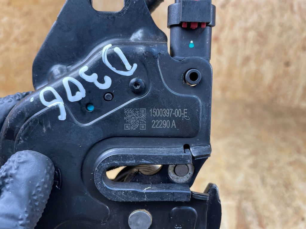 фото №13, Замок крепление засов привод трос капот tesla model y 1500397-00-e 2020-