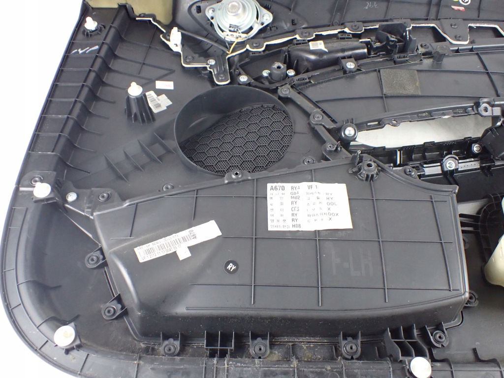 фото №7, Оббивка обшивка двері лівий перед i40 kombi 82370-3z000