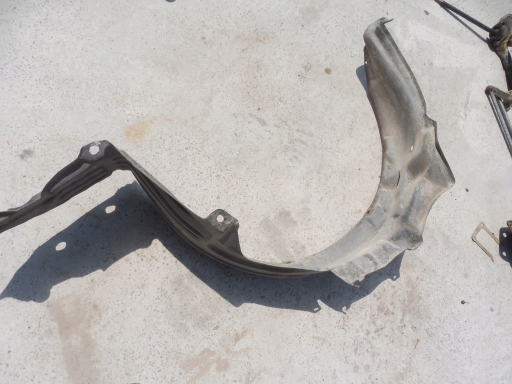 фото №1, Підкрилок ліва перед primera p11 2,0d sedan 4d