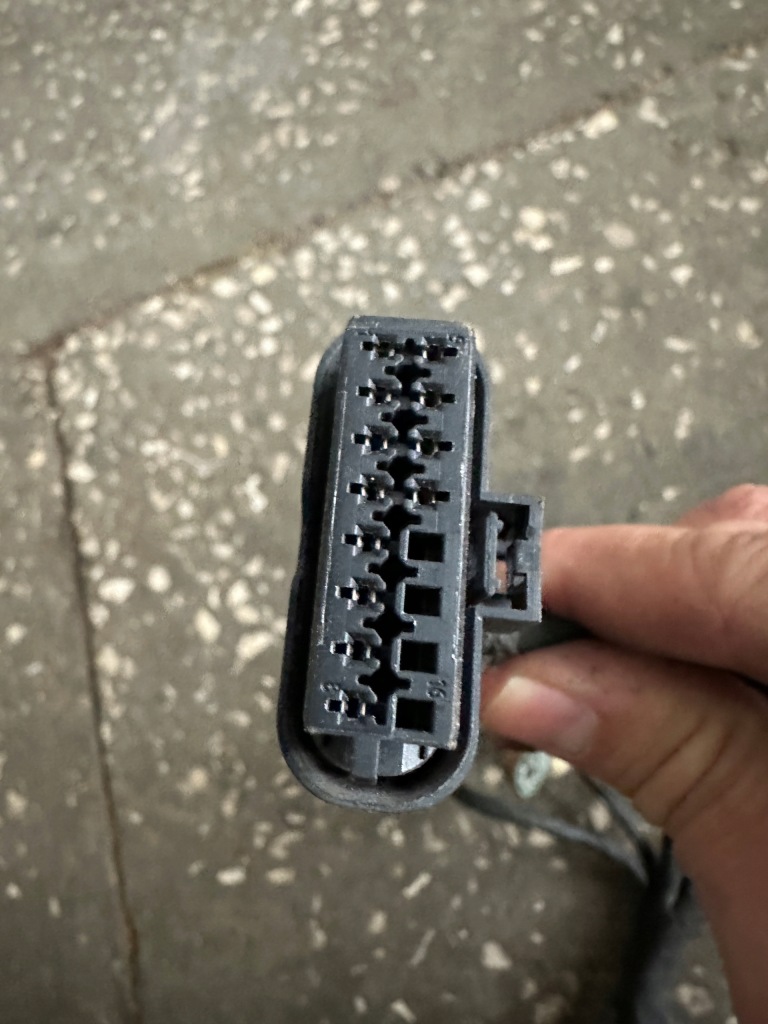 Mercedes b klasa w246 a w176 штекер колодка проводка датчиков парковки pdc Киев