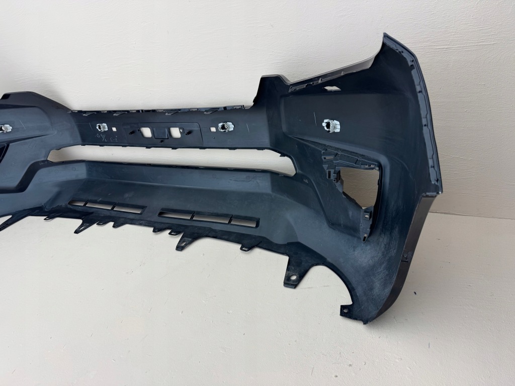 Toyota land cruiser 150 рестайлінг  2018-2022 бампер перед передній 52119-60n4 pdc Зі Шроту