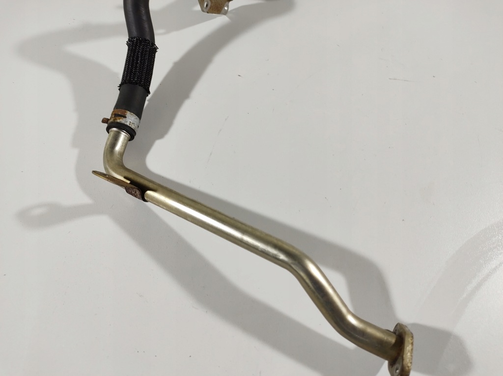 фото №14, Lexus is300h 13r wąż шланг wody