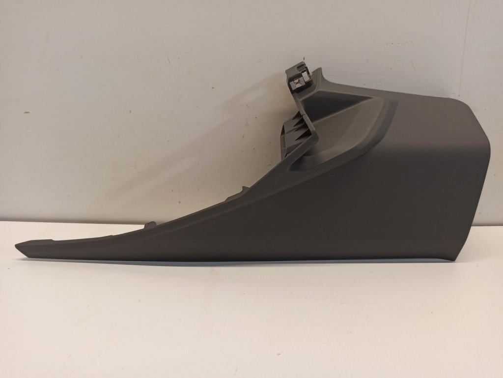 фото №1, Audi a3 8y защита стойка правая sedan 8y5867246