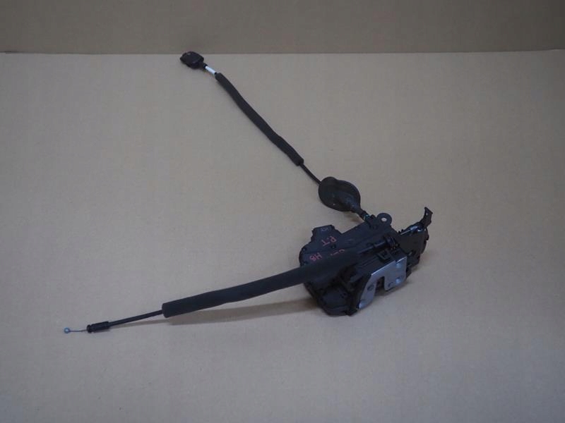 фото №1, Замок дверь правых задних renault clio iv 825002104r