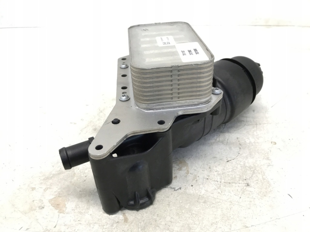 фото №16, Nowa радиатор масла с фильтром talento 1,6 dci