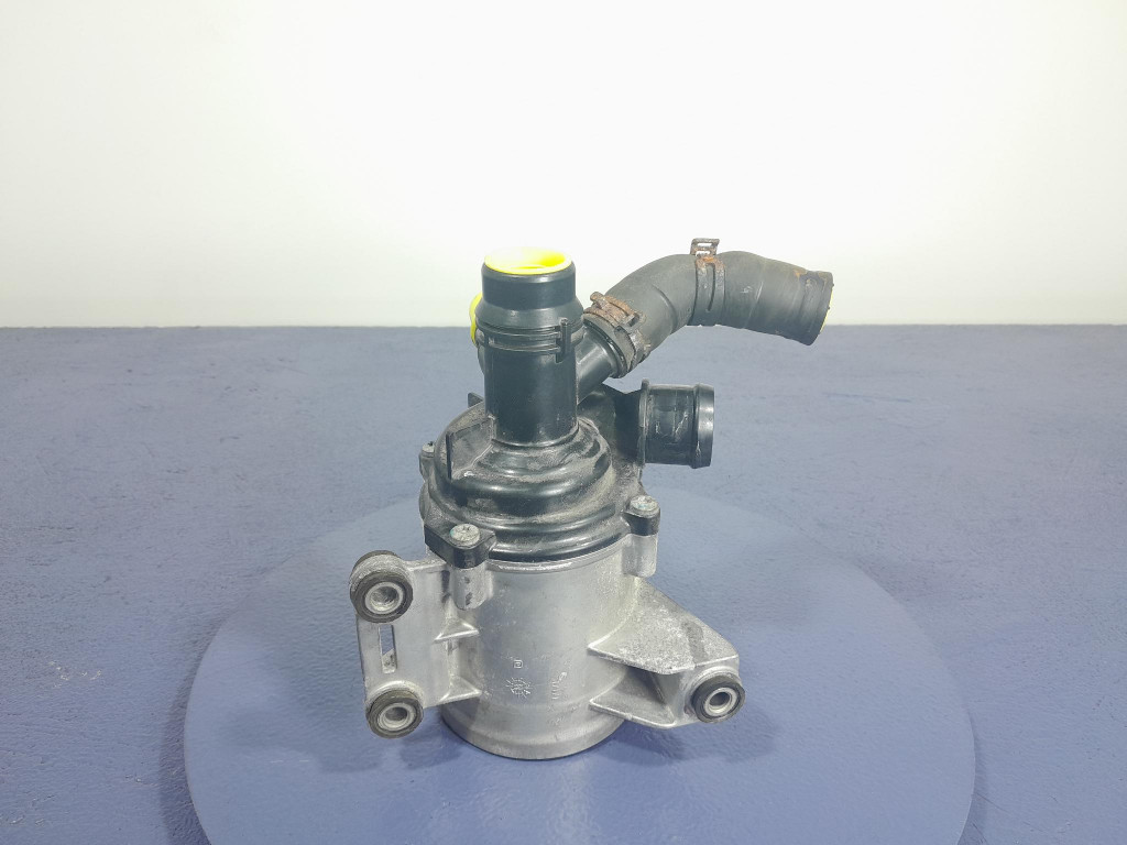 фото №4, Mercedes gle w167 3.0b 367 km насос води a2562000500