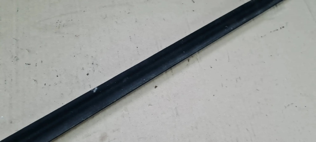 фото №9, S3 8y a3 молдинг стекло дверь zgarnjająca левый задняя alu стандарт sedan