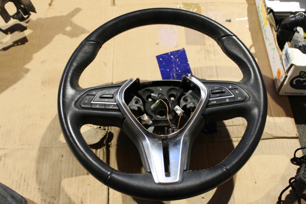 фото №1, Infiniti q60 воздуховод кожа