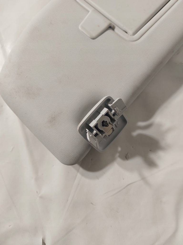 фото №4, Защита левая солнцезащитная peugeot 208 i eu