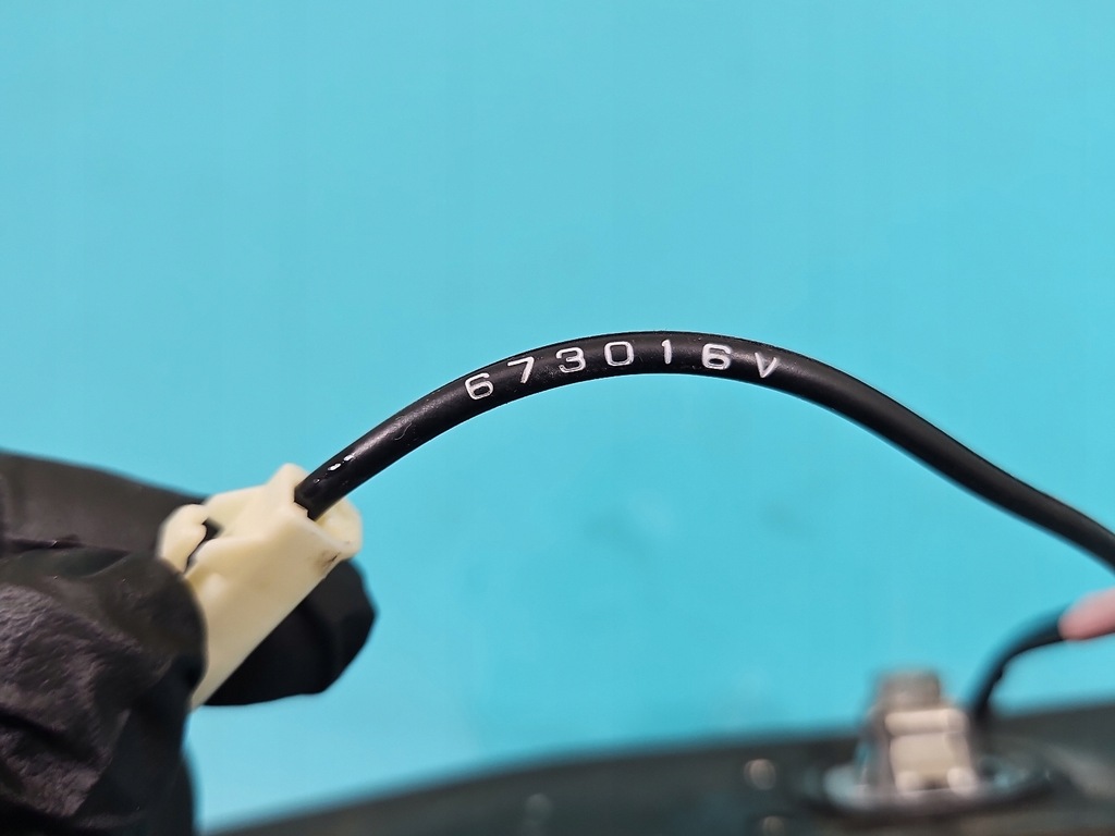 фото №7, Антенна mitsubishi outlander iii 12- белый w13