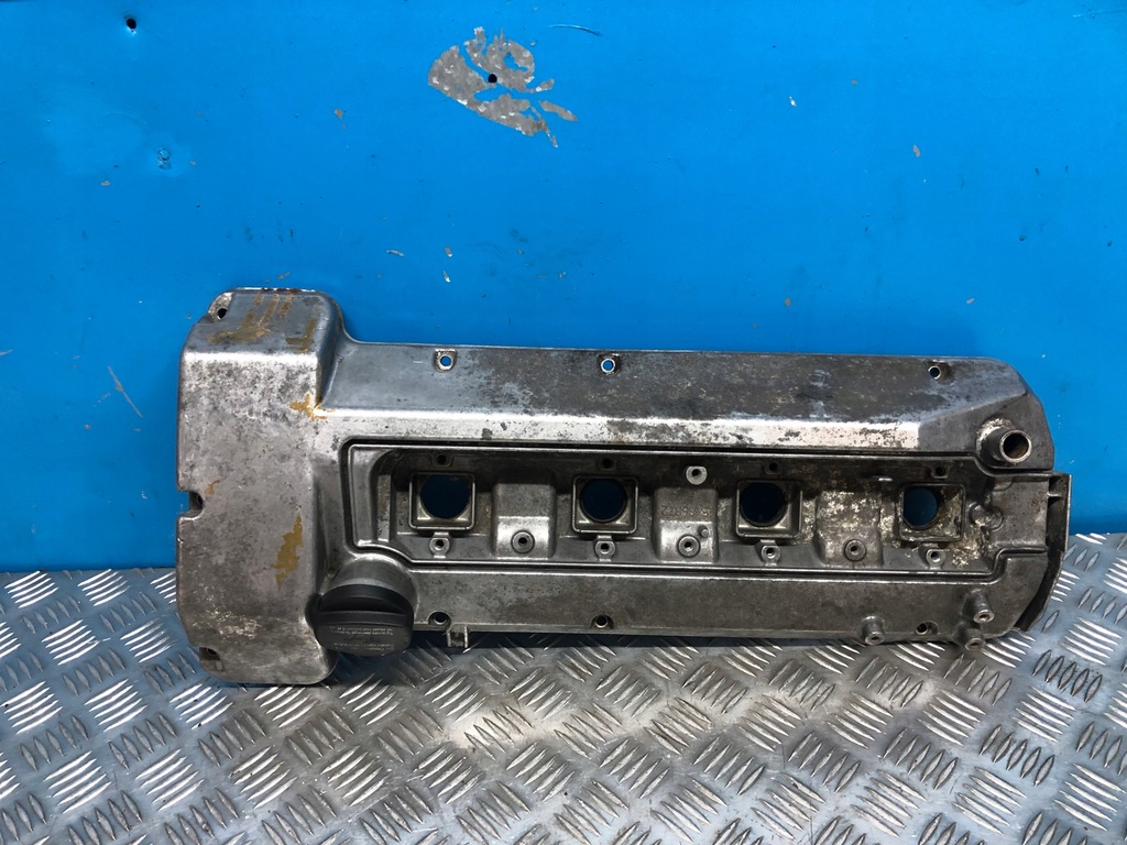 фото №1, Mercedes w210 4,2 v8 m119 кришка клапанів a1190161105