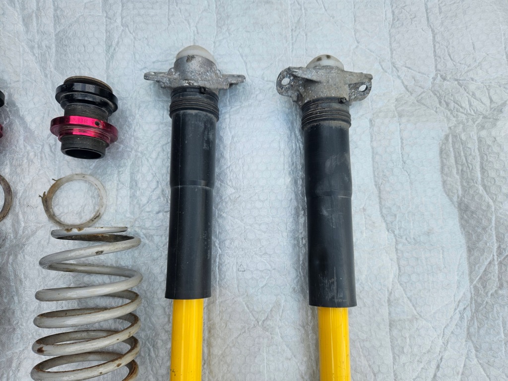 Seat leon 5f fr рестайлинг  универсал резьба амортизаторы задняя lowtec Доставка