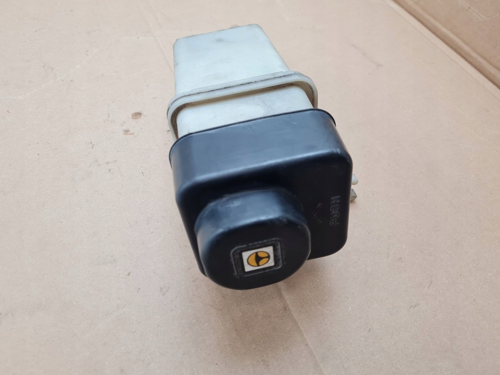 фото №6, 2011 citroen jumper бачок усилителя