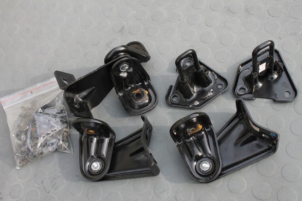 фото №1, Кронштейн сиденье спинка задняя ssangyong tivoli