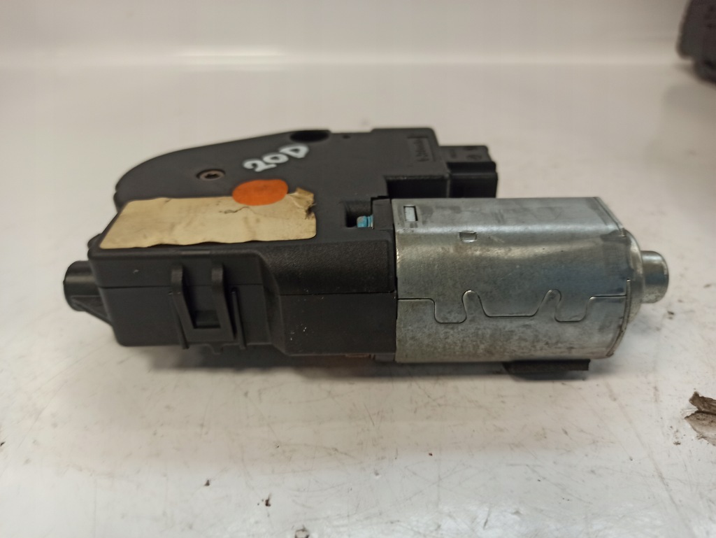 фото №7, Citroen c5 iii 2.0 hdi silniiczek скло люк 1701848f