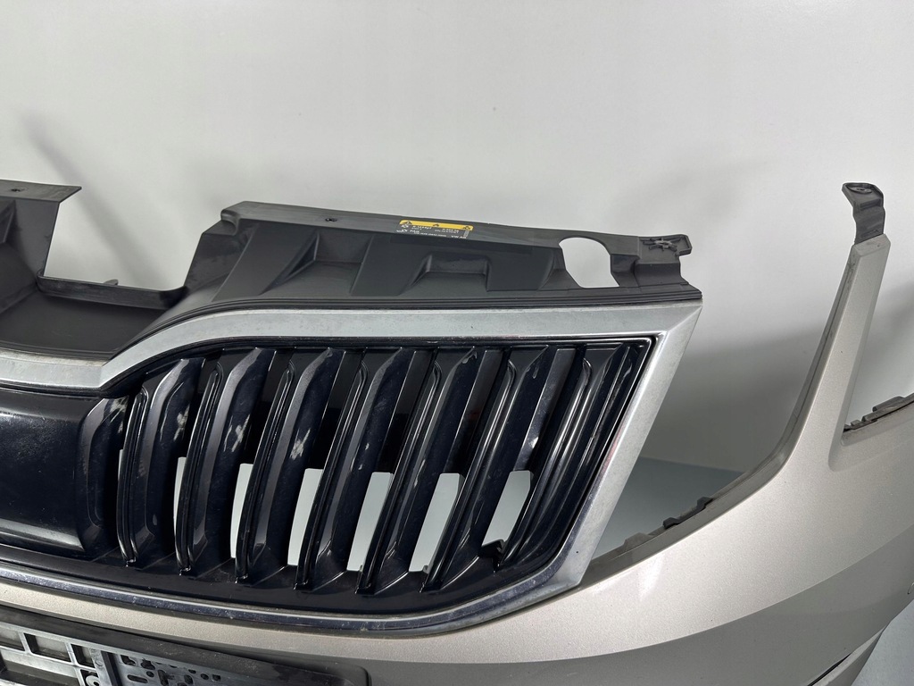 фото №14, Skoda octavia mk3 5e 2019 бампер передній 5e0807221n lf8h