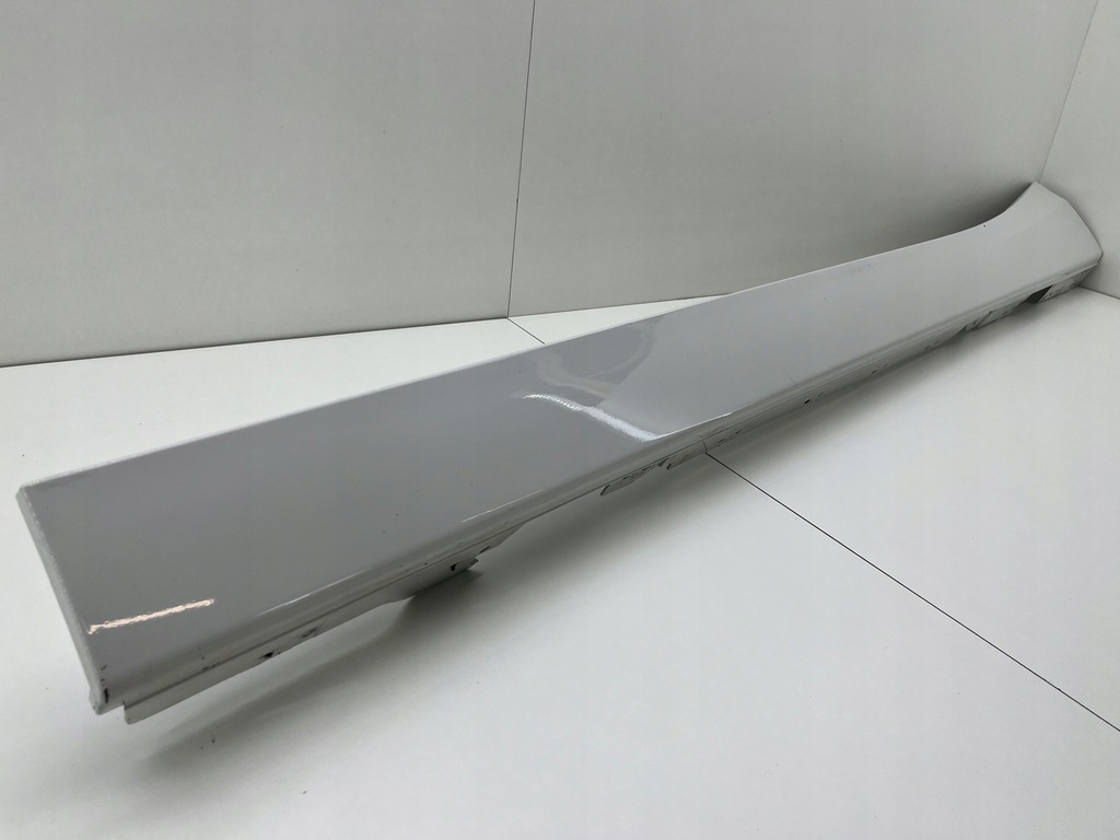 фото №1, Bmw f20 накладка молдинг поріг ліва a300