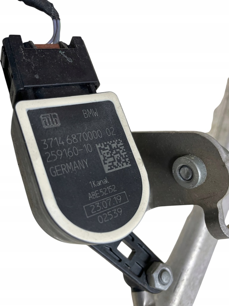 фото №10, Поворотный кулак перед левая + рычаг + датчики комплект bmw i3 i01