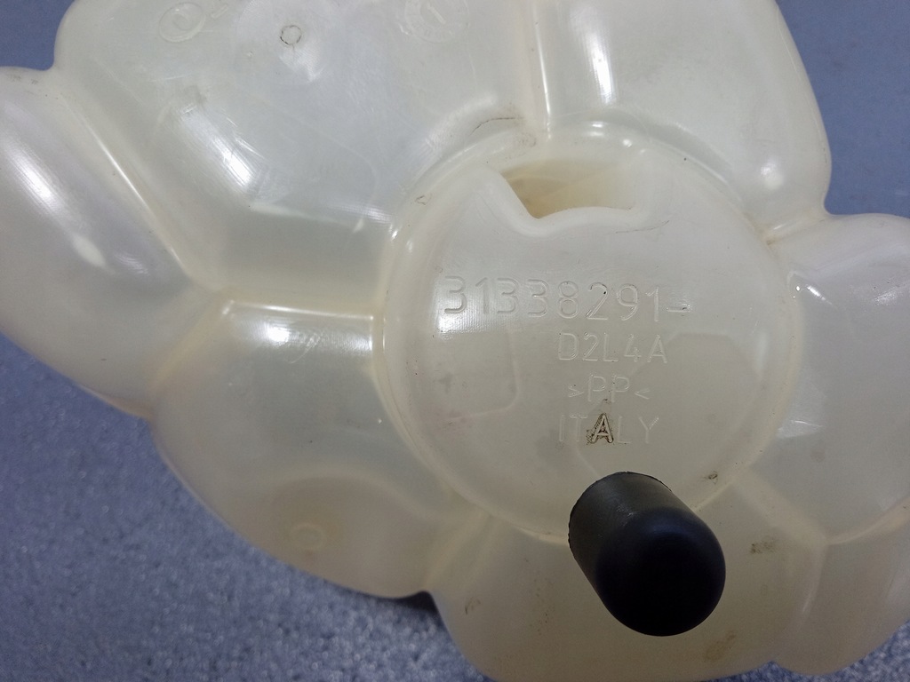 фото №5, Volvo v90 ii 2.0d бачок расширительный 31338291