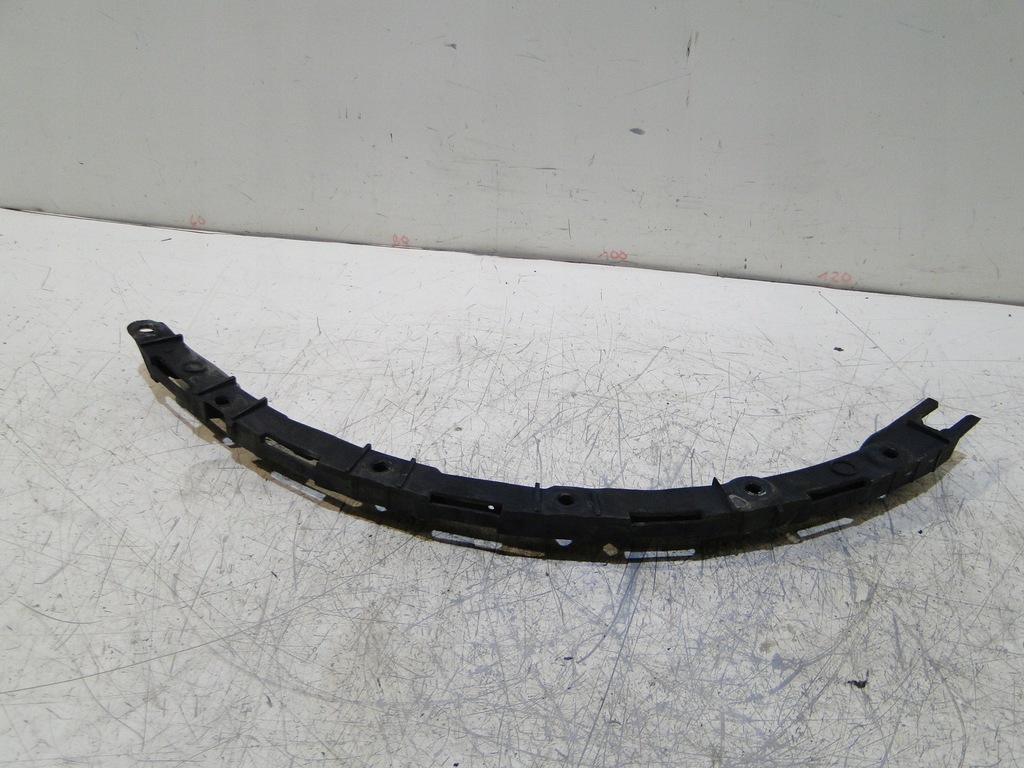 фото №7, Audi a2 напрямна бампера лівий задня задній 8z0853861a