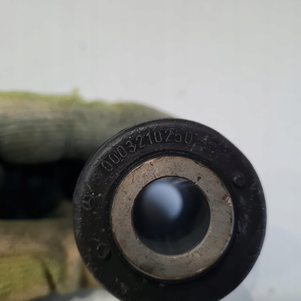 фото №5, Mercedes sprinter 904 втулка сайлентблок заднього ресора 0003210250