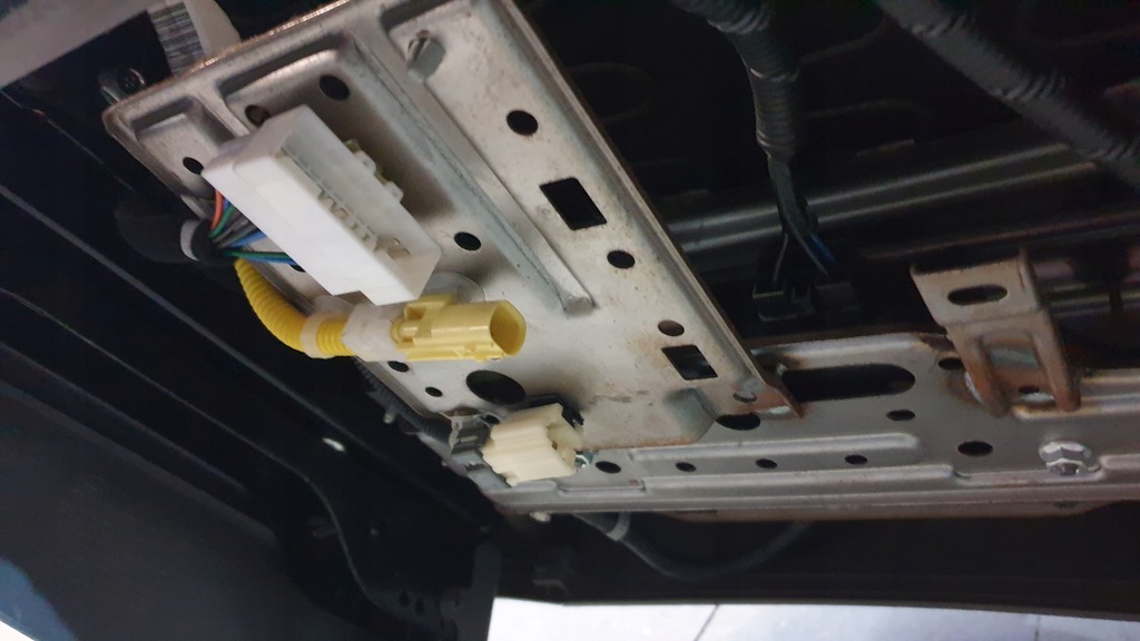 фото №8, Сидіння лівий перед водія kia carnival ii 2010r