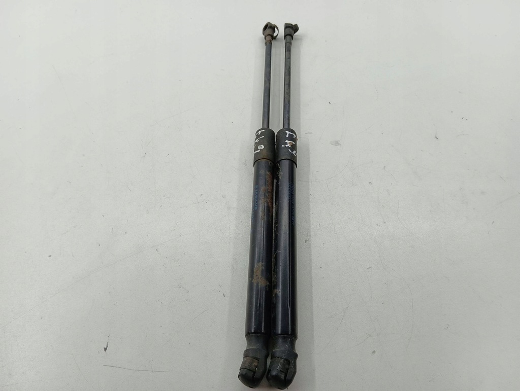 фото №1, Renault kadjar 2016 комплект амортизатори