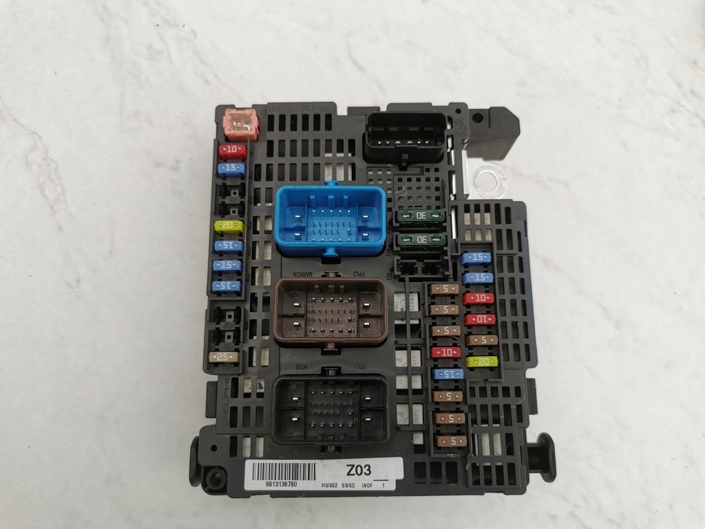 фото №1, Peugeot citroen коробка модуль bsm 9813136780 z22