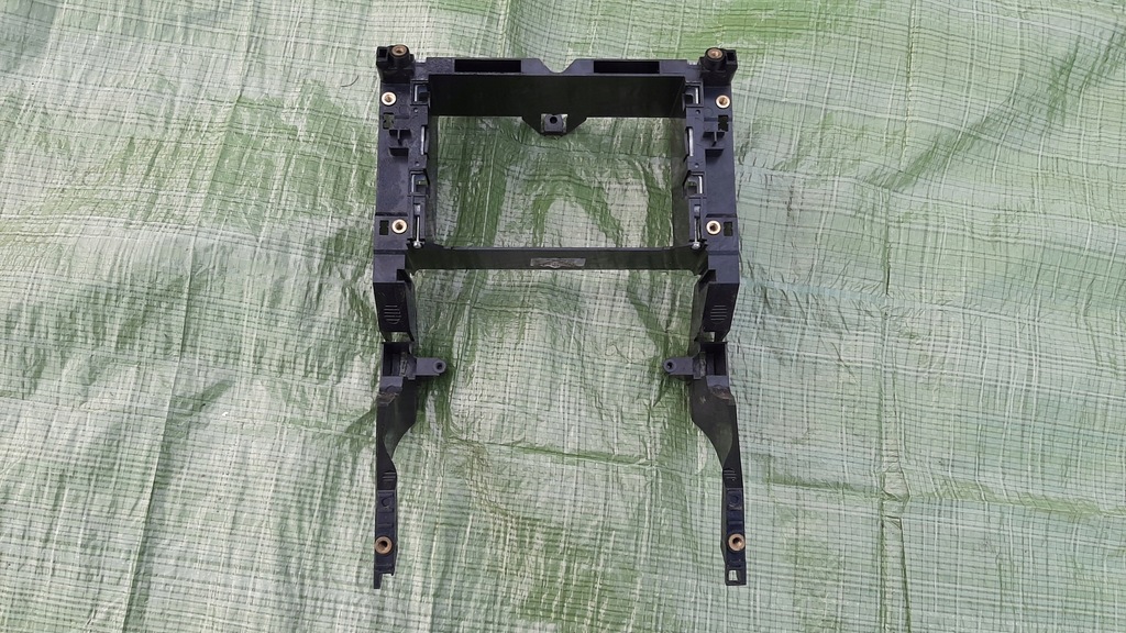 фото №2, Рамка радіо кронштейн a2116800134 mercedes w211