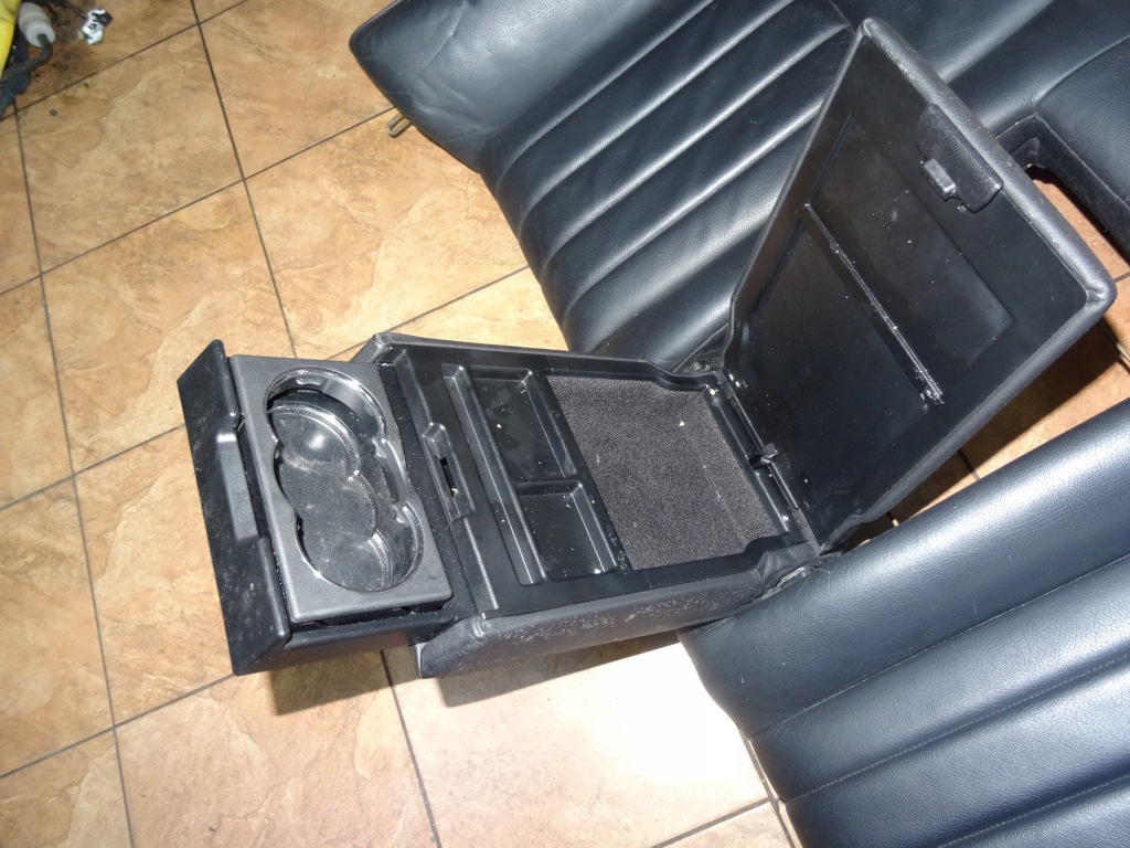 фото №5, W219 cls 3.5 05' спинка заднее сиденье задняя