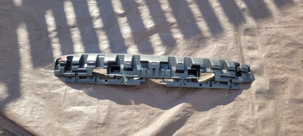 фото №1, Land rover discovery 5 v lift направляющая бампера задняя