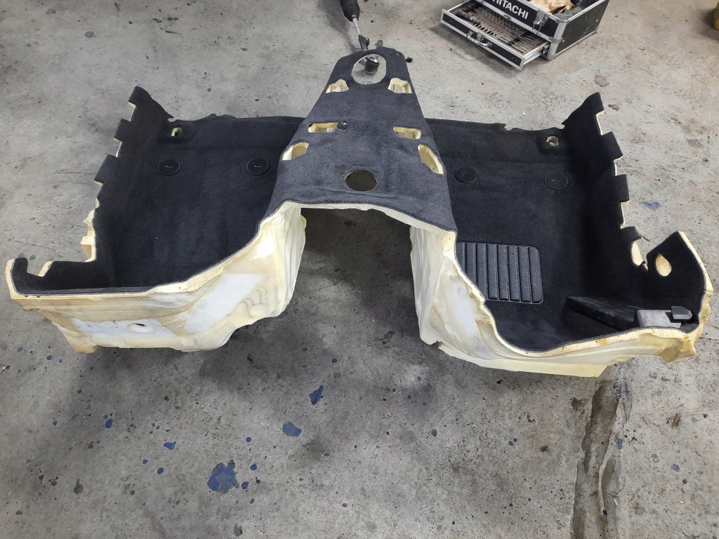 фото №5, Bmw 1 f20 f21 lift 18r. обшивка