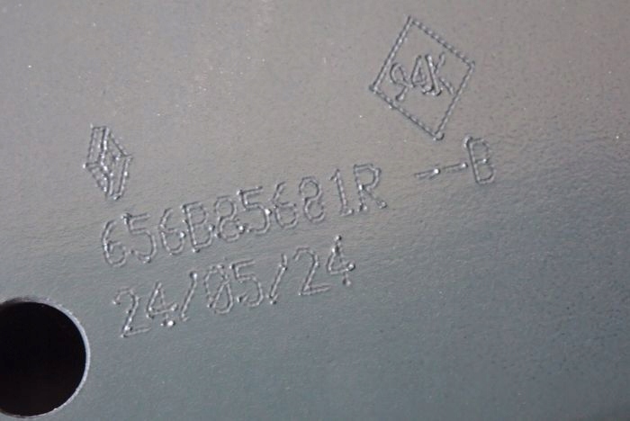 фото №11, Dacia duster iii 23- капот