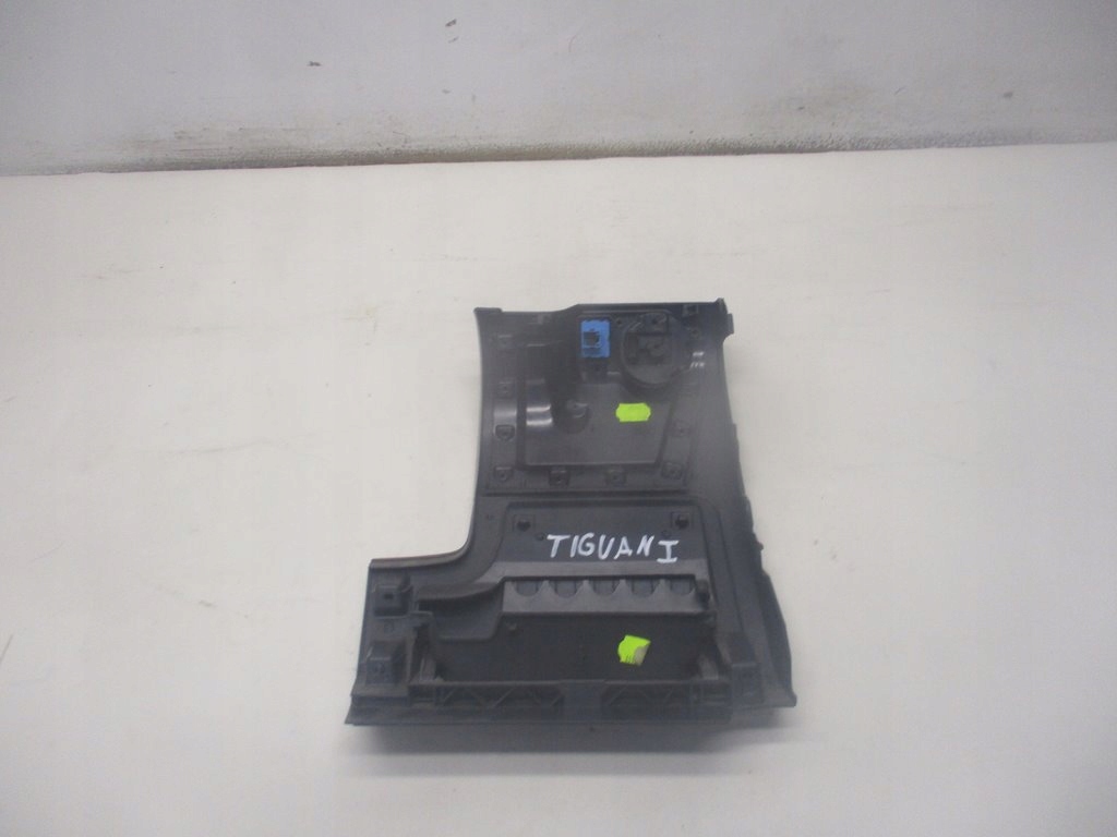 Вимикач світла бардачок водія vw tiguan 1 Зі Шроту