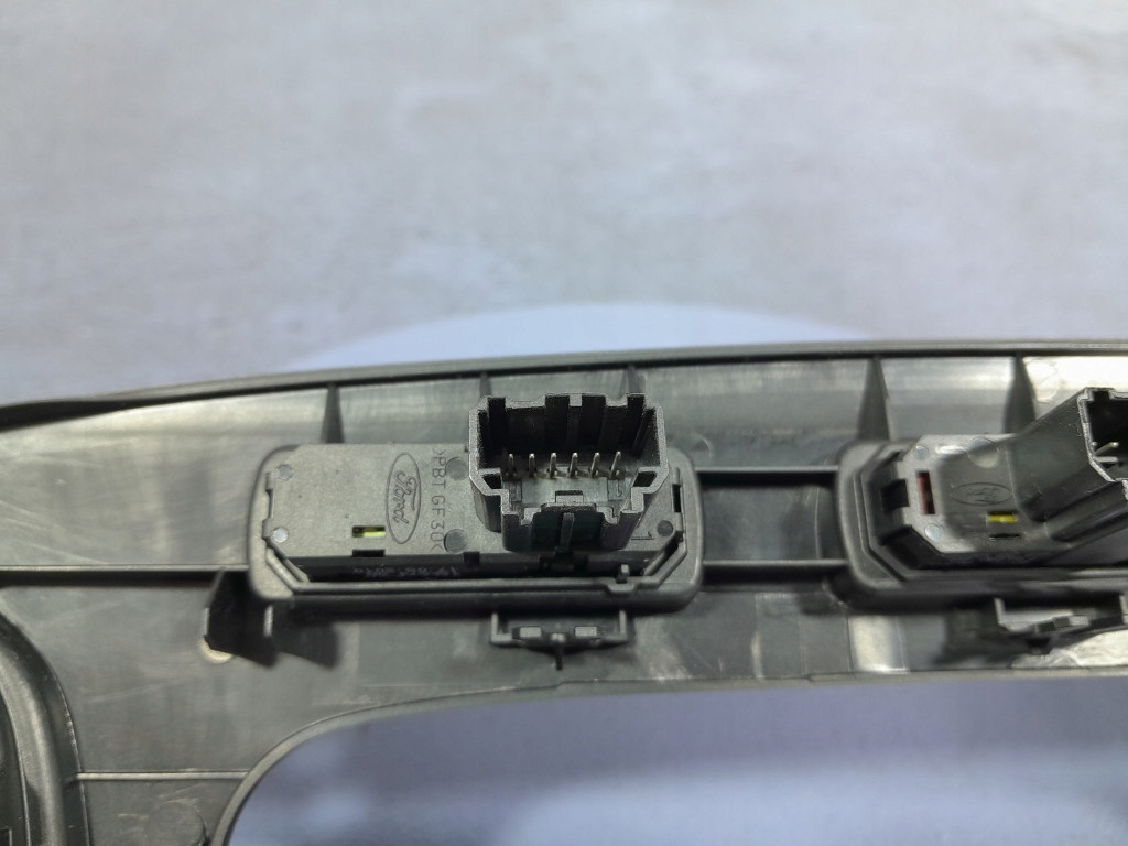 фото №5, Ford mondeo mk4 lift захист рамка радіо панель кондиціонера bs71-18522