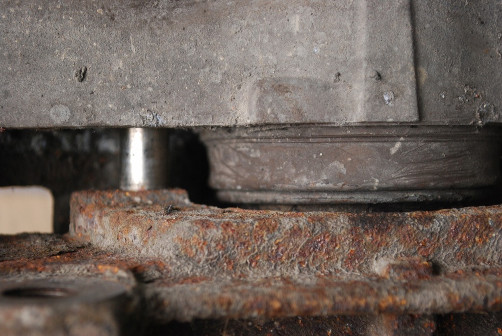 фото №7, Суппорт тормозной правый перед audi a8 d3 320mm