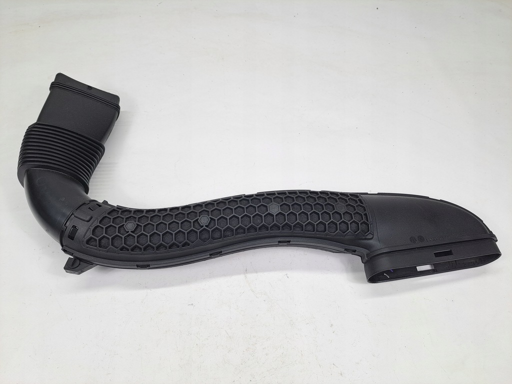 фото №1, Mercedes w205 труба впуск воздухозаборник воздуха 2740901882